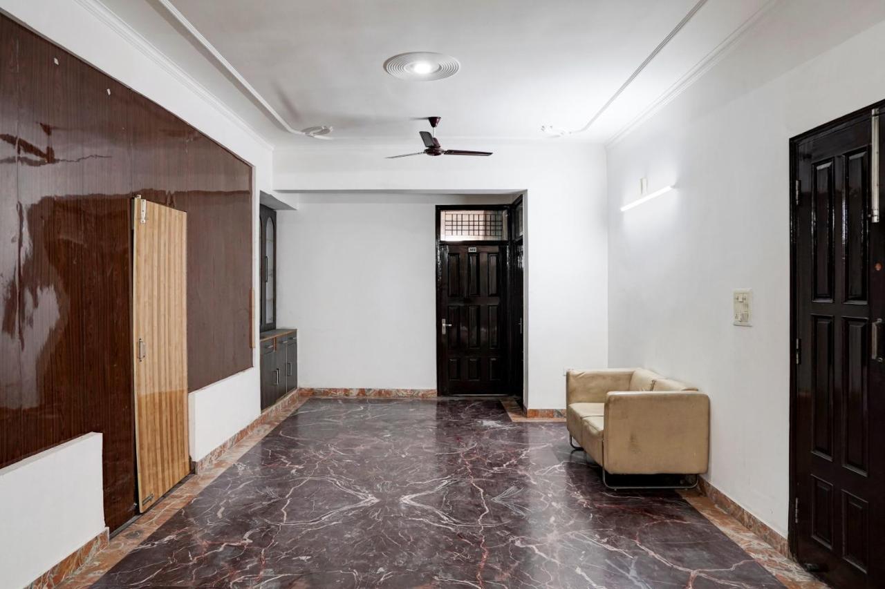 Hotel O Radisson Red Hotel & Restaurant Ghaziabad Eksteriør bilde