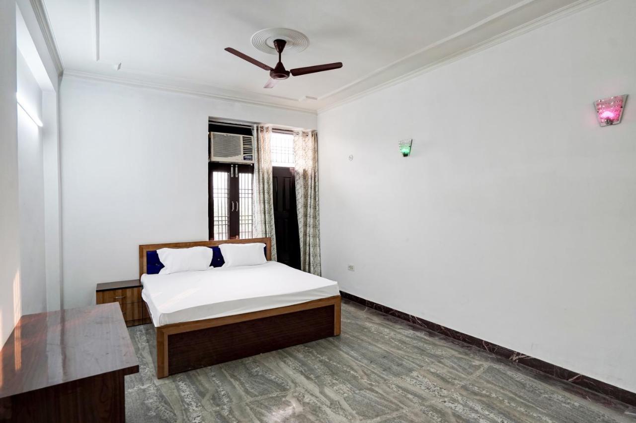 Hotel O Radisson Red Hotel & Restaurant Ghaziabad Eksteriør bilde